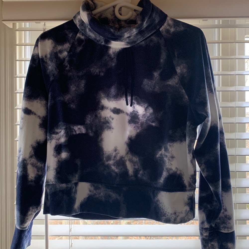 Old navy active sweatshirt